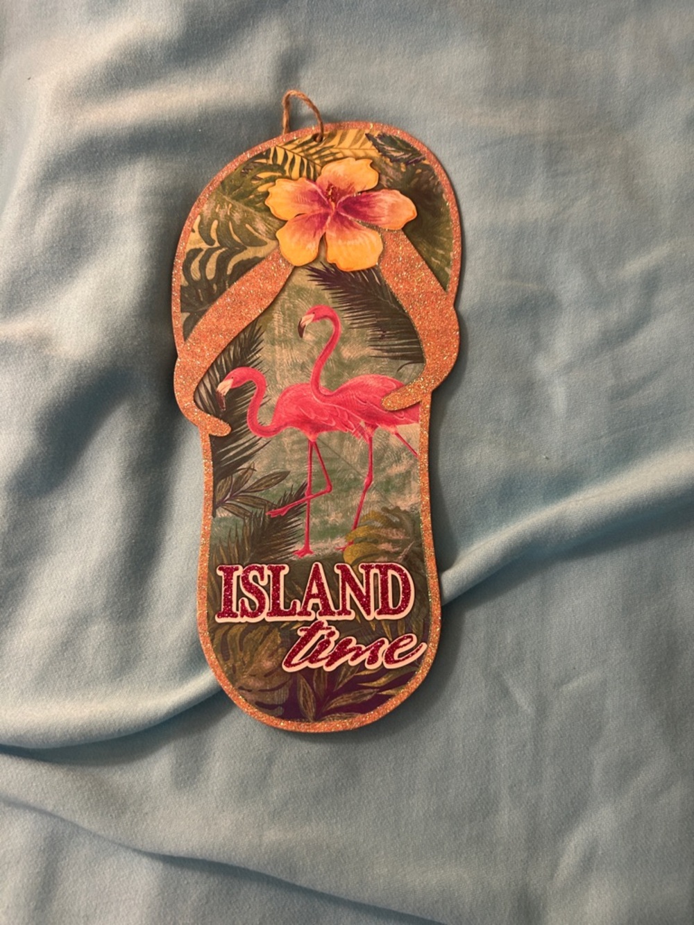 Island Time Flamingo Flip-Flop Wall Hanging - Pink & Gold